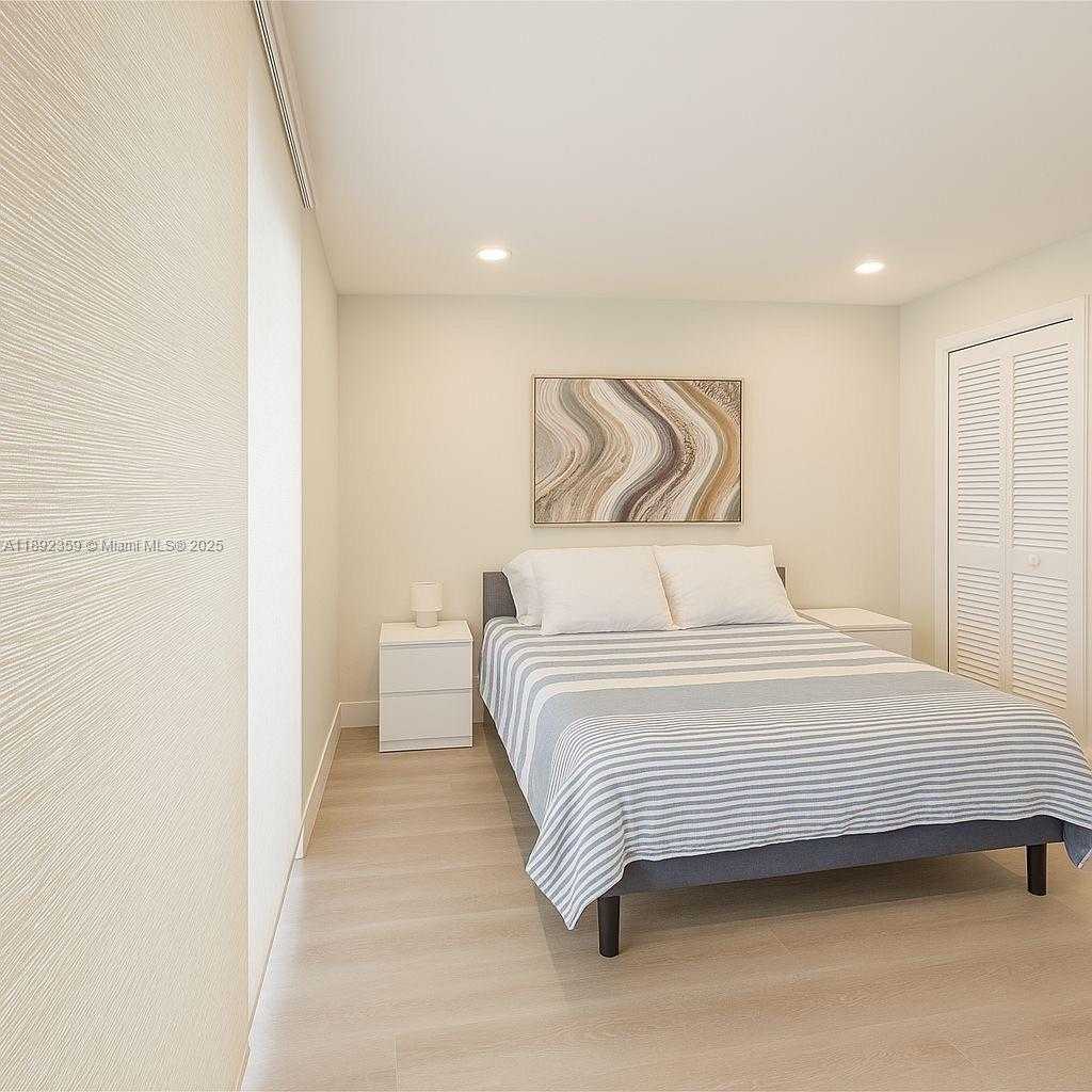 Small Image of 5112 NORTH WEST 79TH AVE #303, Doral Number 2