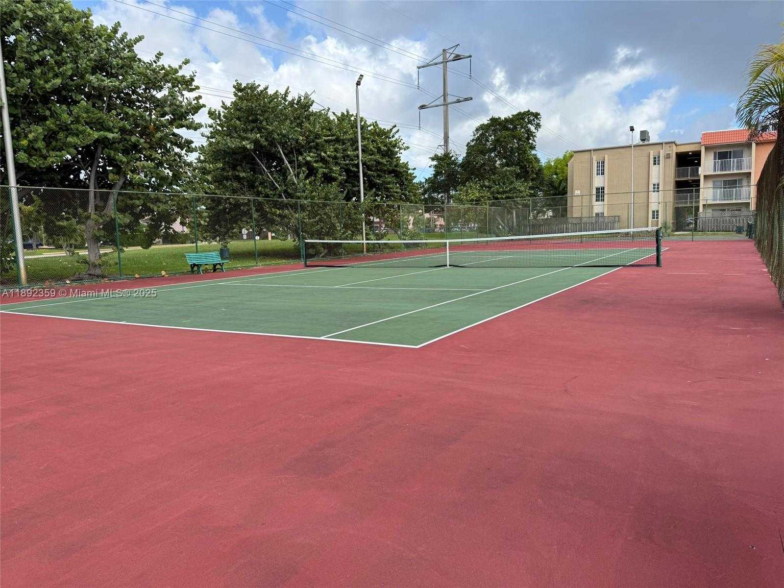 Small Image of 5112 NORTH WEST 79TH AVE #303, Doral Number 9