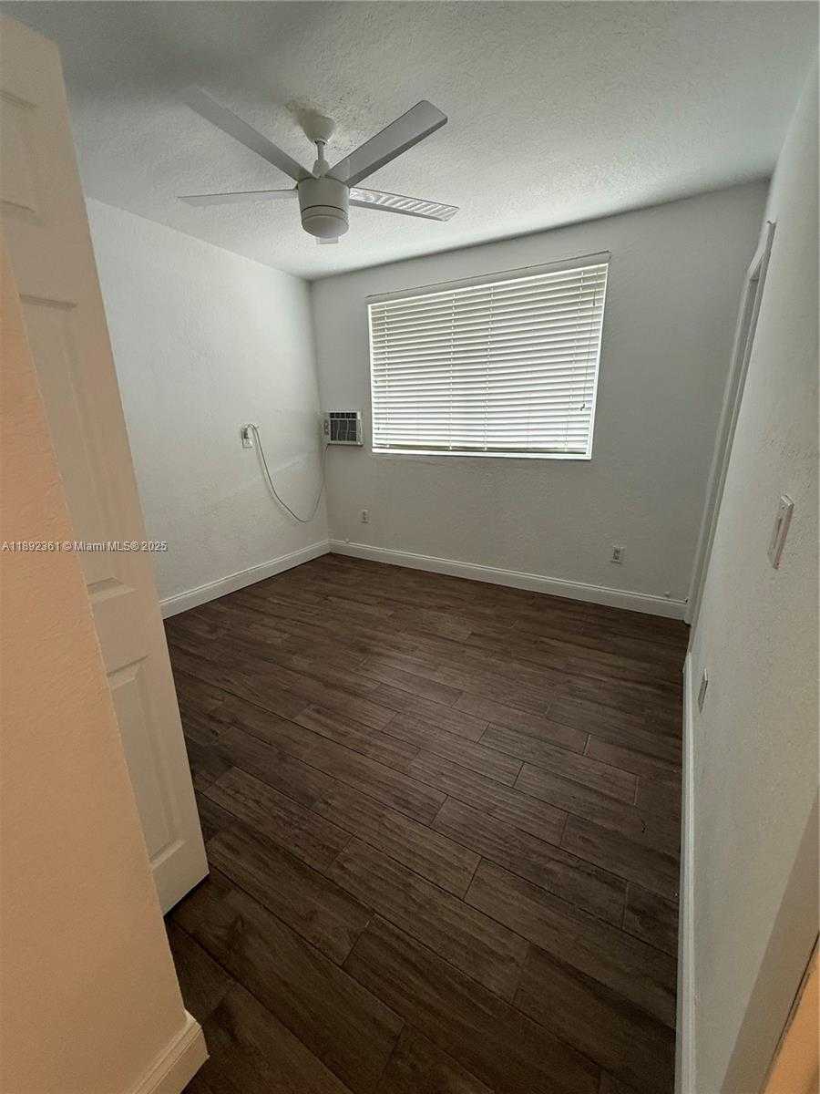 Small Image of 3630 SOUTH WEST 14TH ST, Miami Number 8