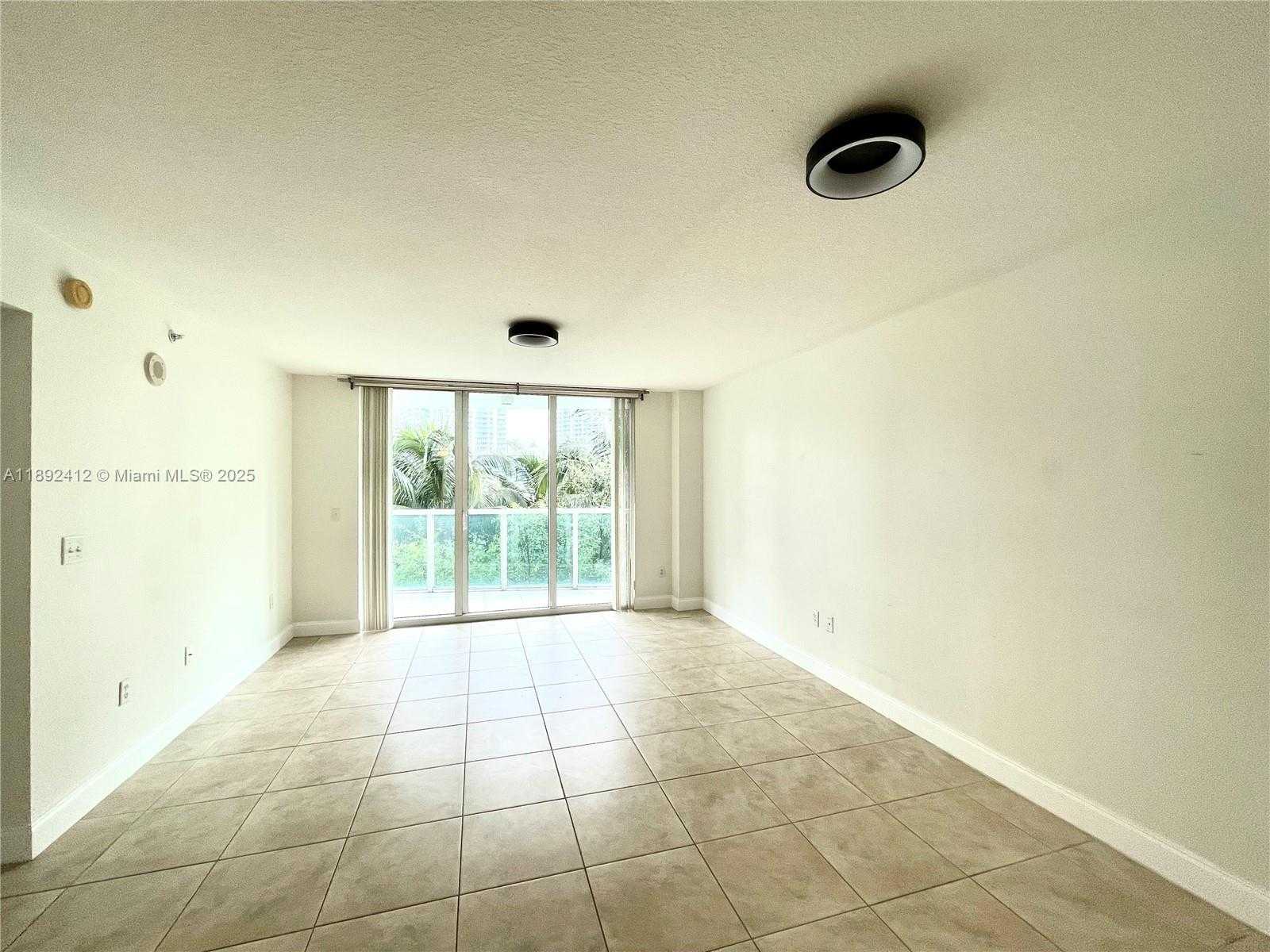 Small Image of 31 SOUTH EAST 5TH ST #405, Miami Number 5