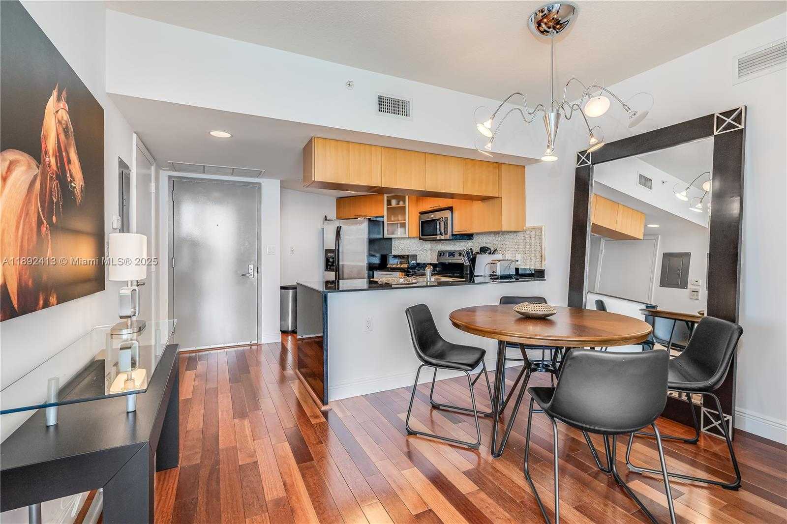 Small Image of 1750 NORTH N BAYSHORE DR #3001, Miami Number 12