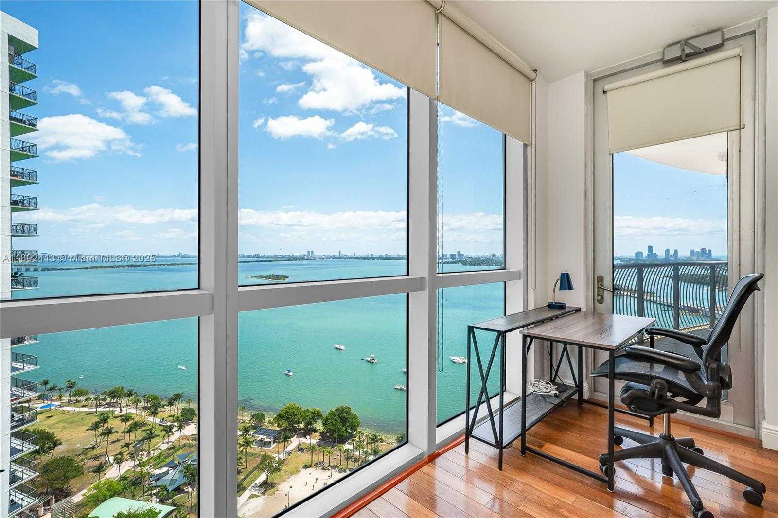 Small Image of 1750 NORTH N BAYSHORE DR #3001, Miami Number 16