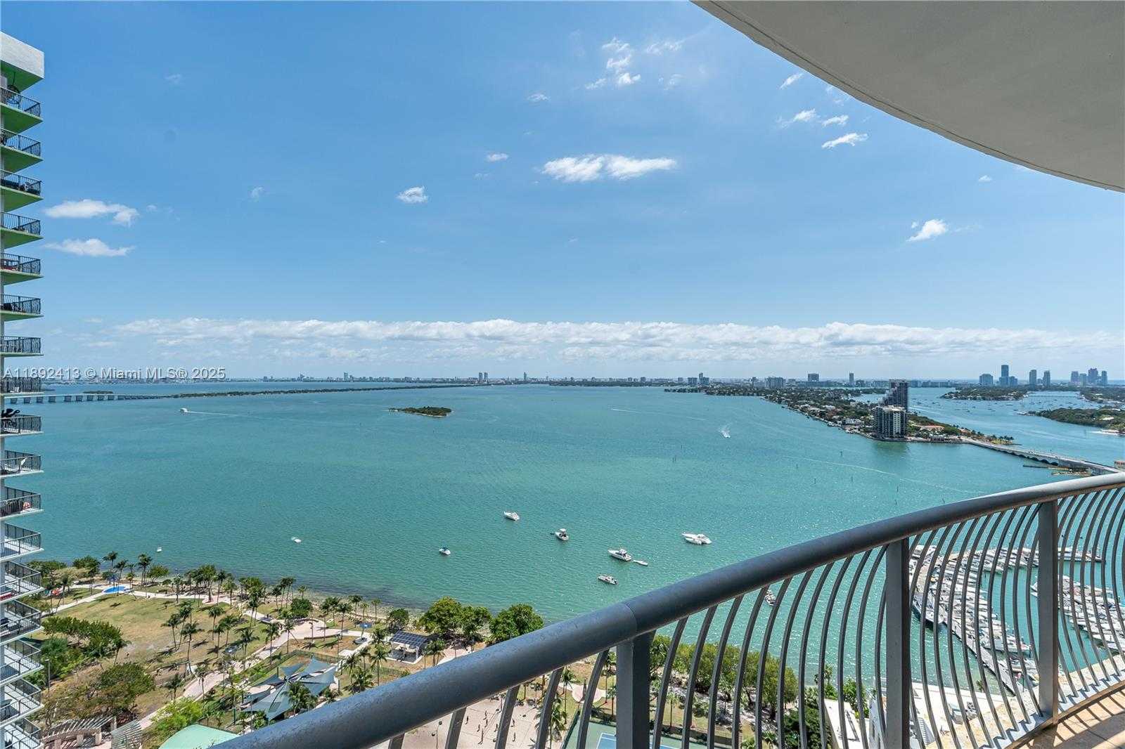 Small Image of 1750 NORTH N BAYSHORE DR #3001, Miami Number 2