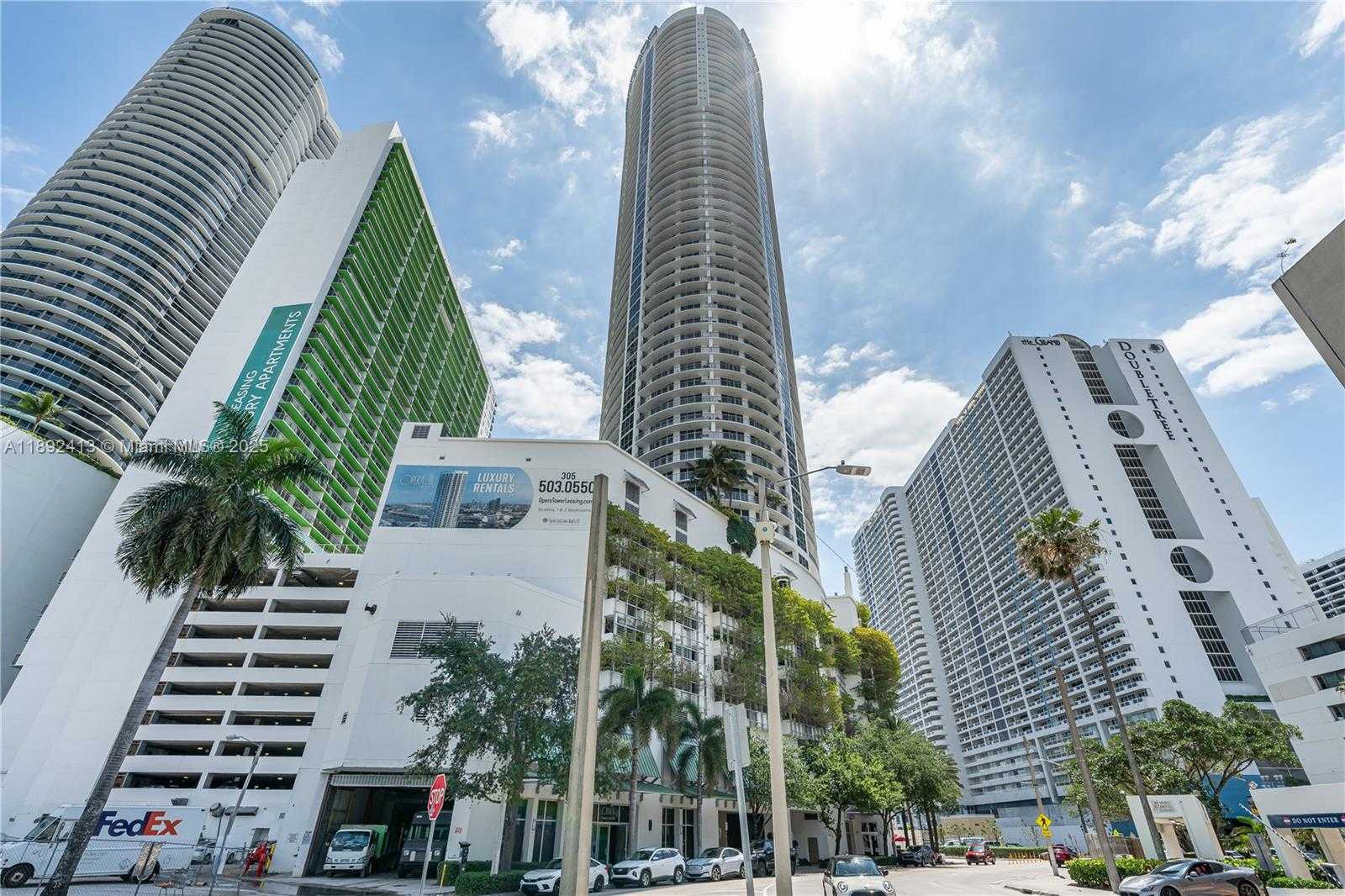 Small Image of 1750 NORTH N BAYSHORE DR #3001, Miami Number 22
