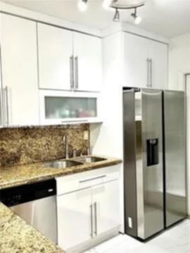 Small Image of 1590 NORTH EAST 141ST ST #1, North Miami Number 2