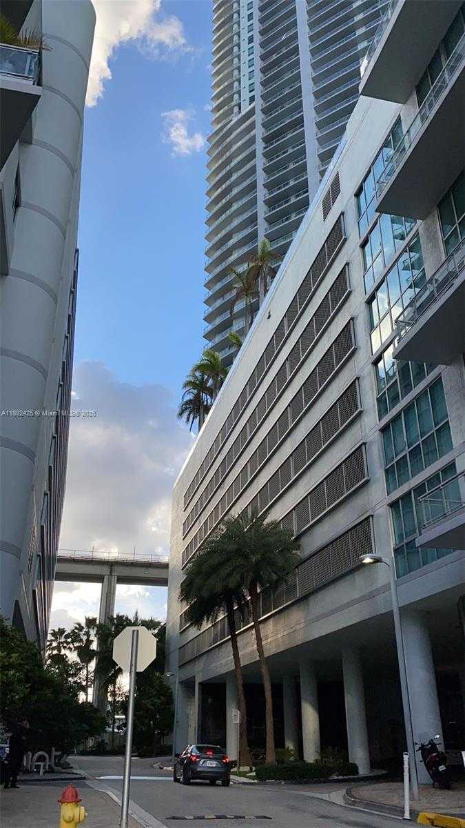 Small Image of 90 SOUTH WEST 3RD ST #3907, Miami Number 31
