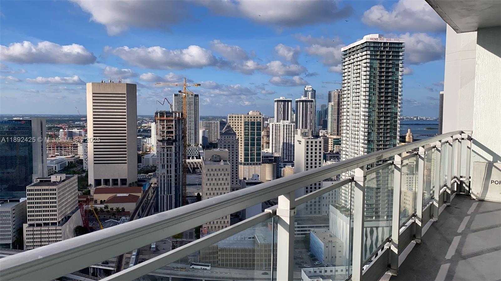 Small Image of 90 SOUTH WEST 3RD ST #3907, Miami Number 4