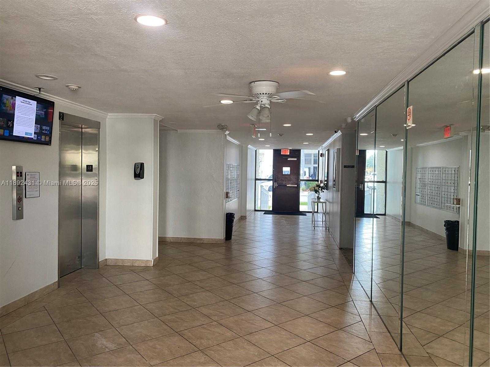 Small Image of 17620 ATLANTIC BLVD #217, Sunny Isles Beach Number 10