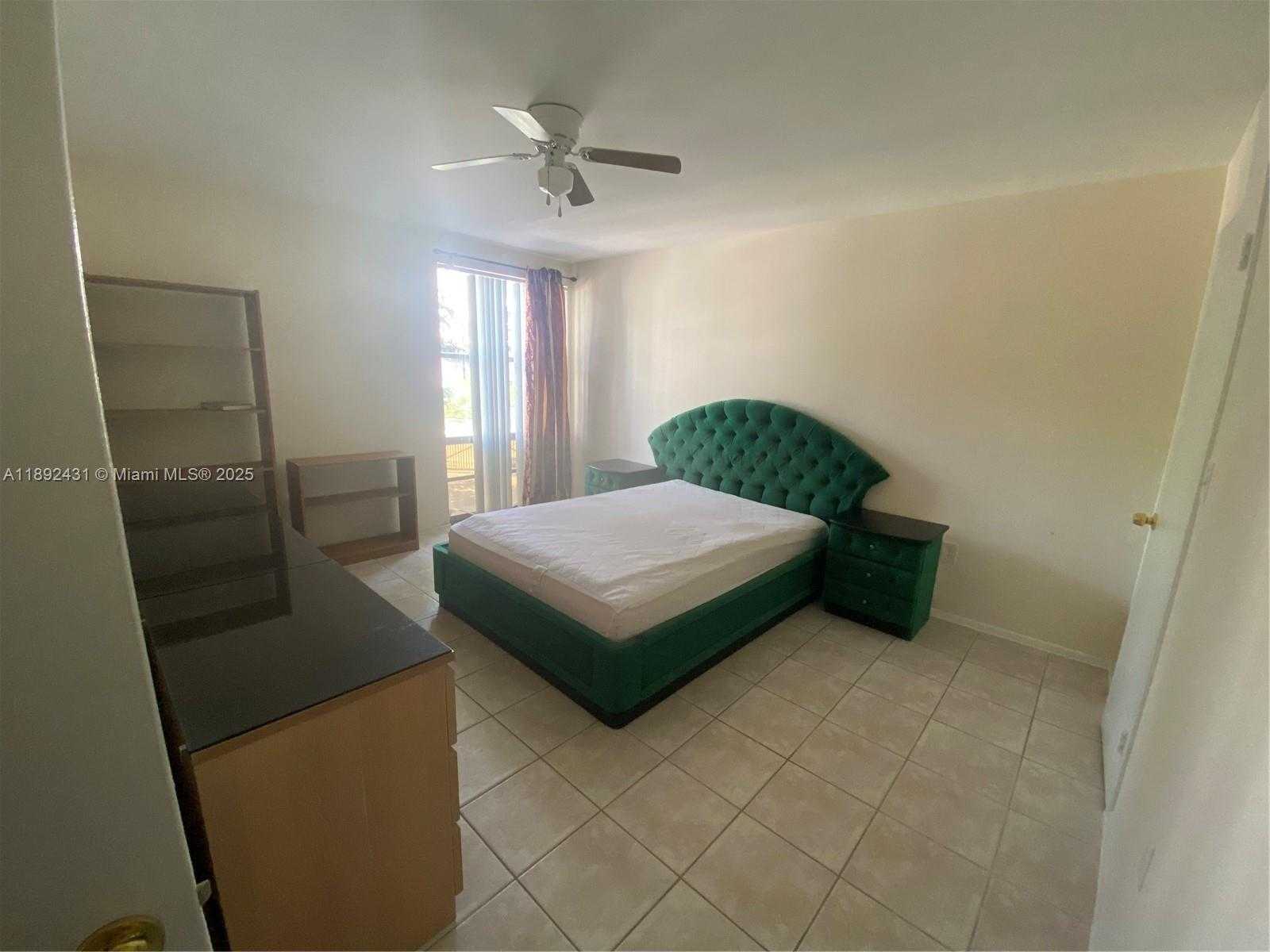 Small Image of 17620 ATLANTIC BLVD #217, Sunny Isles Beach Number 22