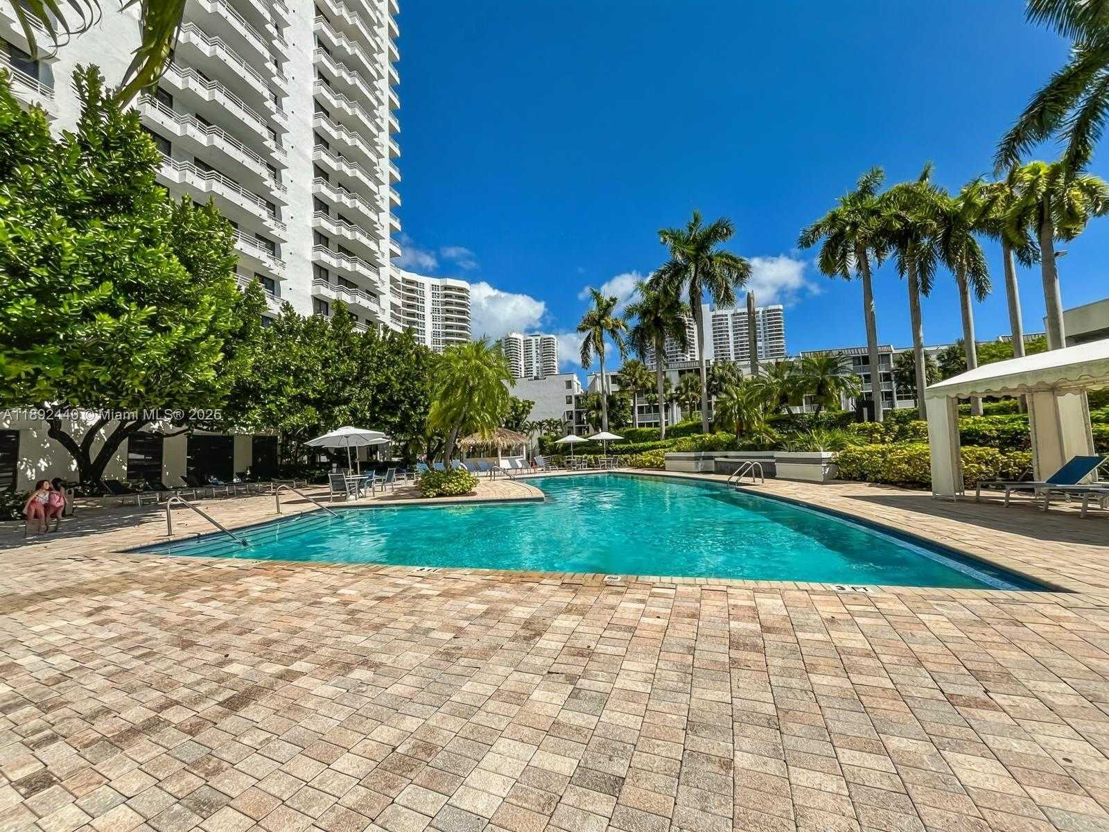 Small Image of 3300 NORTH EAST 192ND ST #PH10, Aventura Number 16