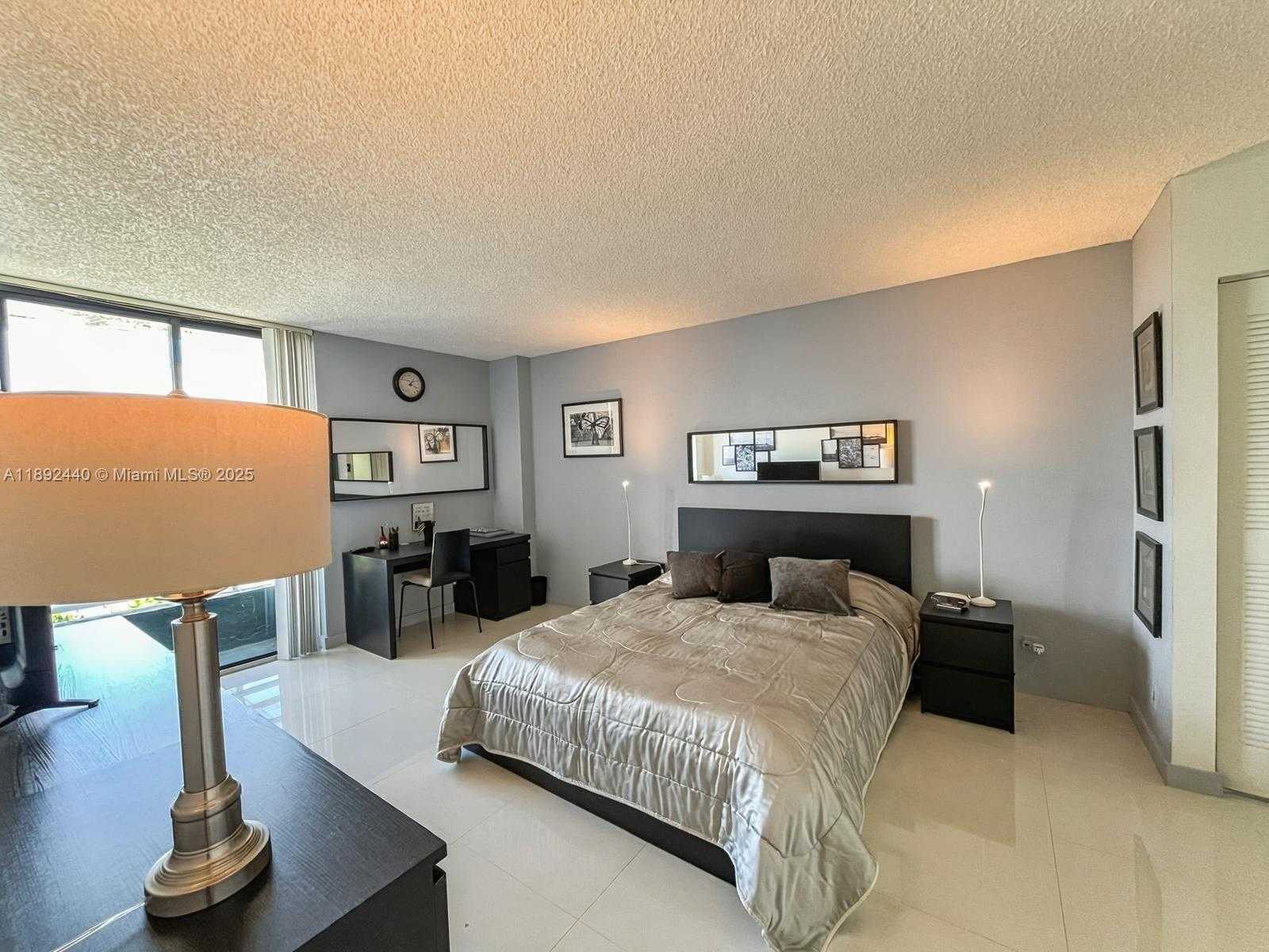 Small Image of 3300 NORTH EAST 192ND ST #PH10, Aventura Number 9