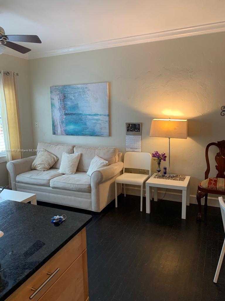 Small Image of 1555 PENNSYLVANIA AVE #103, Miami Beach Number 2