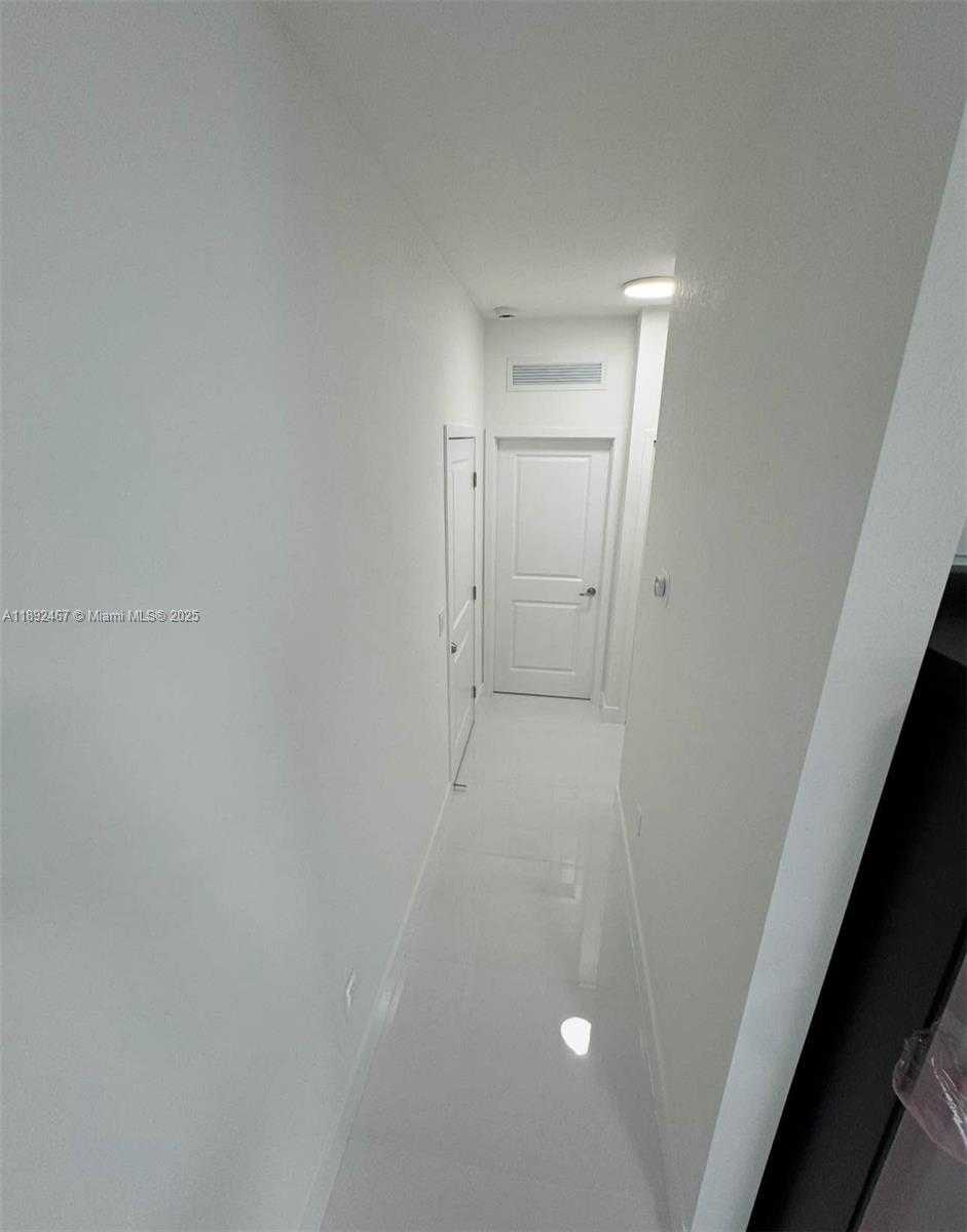 Small Image of 14429 SOUTH WEST 19TH ST #1, Miami Number 12
