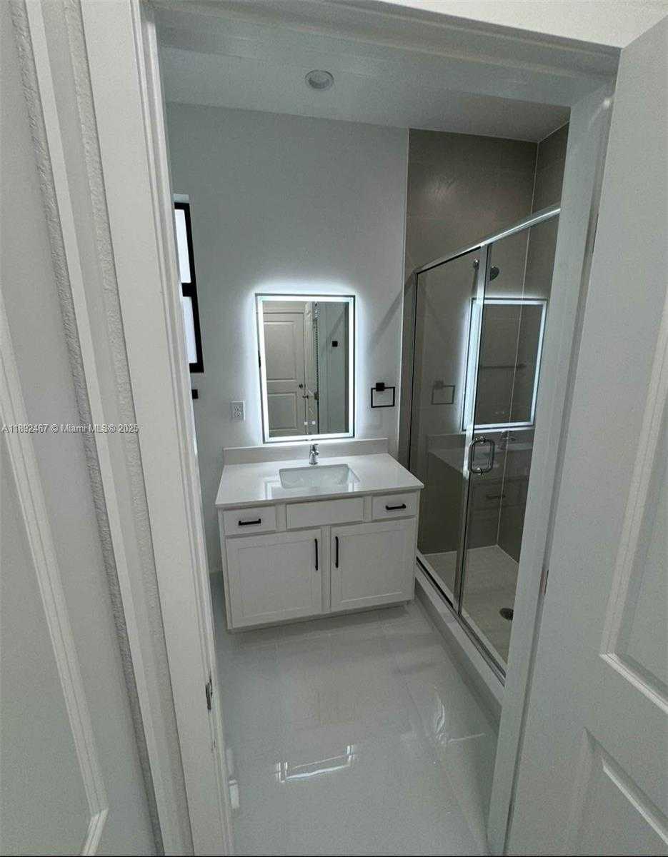 Small Image of 14429 SOUTH WEST 19TH ST #1, Miami Number 17