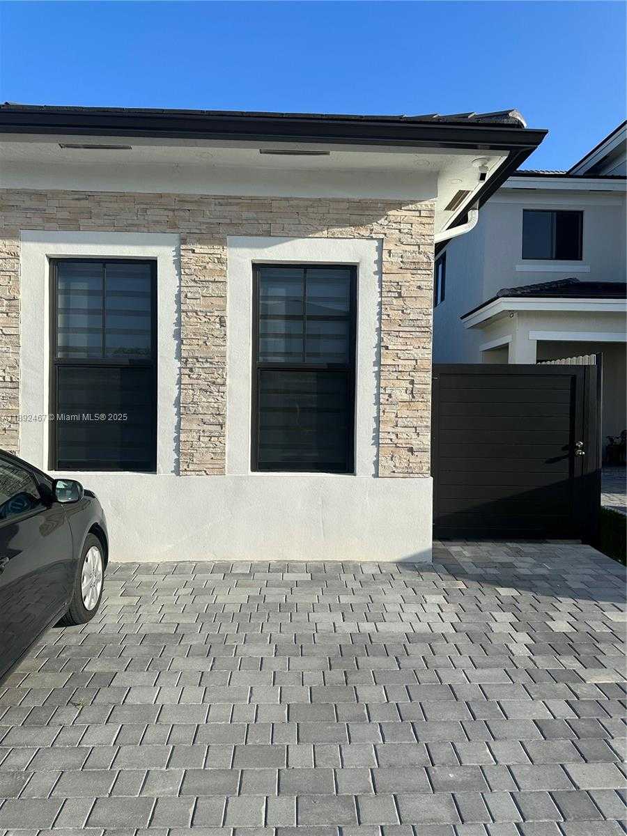 Small Image of 14429 SOUTH WEST 19TH ST #1, Miami Number 23