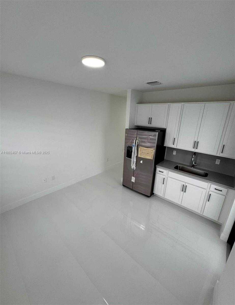 Small Image of 14429 SOUTH WEST 19TH ST #1, Miami Number 8