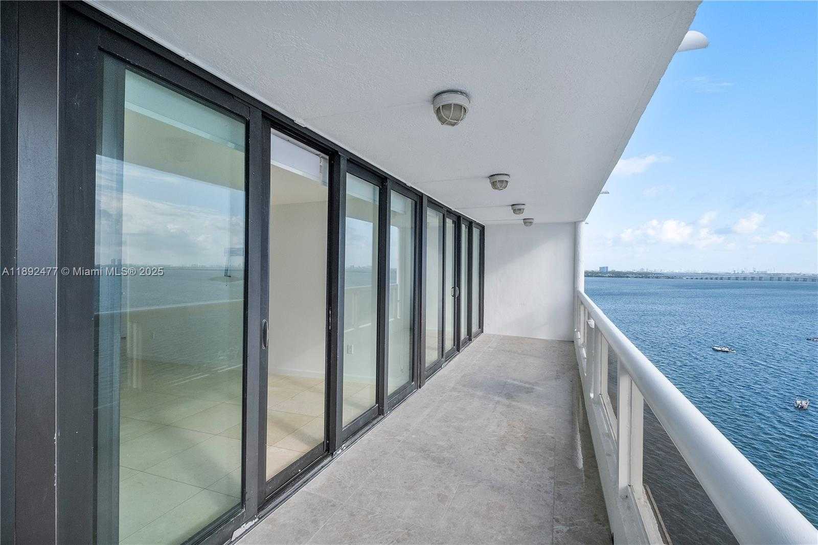 Small Image of 1717 NORTH BAYSHORE DR #A-1733, Miami Number 3