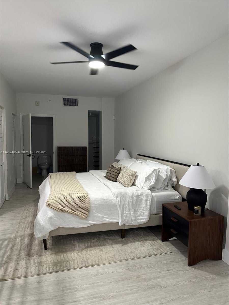 Small Image of 3339 VIRGINIA ST #127, Miami Number 20
