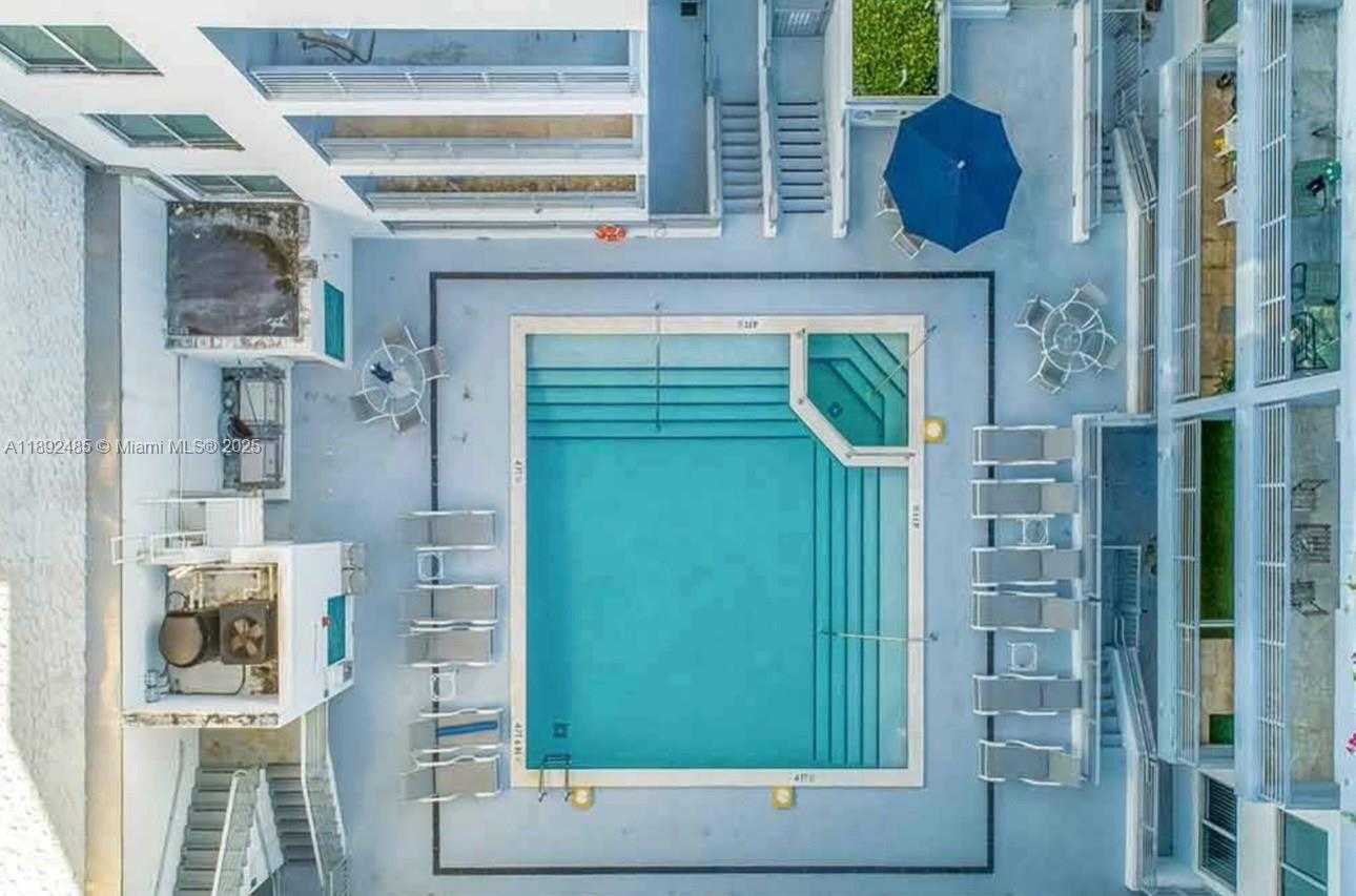 Small Image of 3339 VIRGINIA ST #127, Miami Number 26