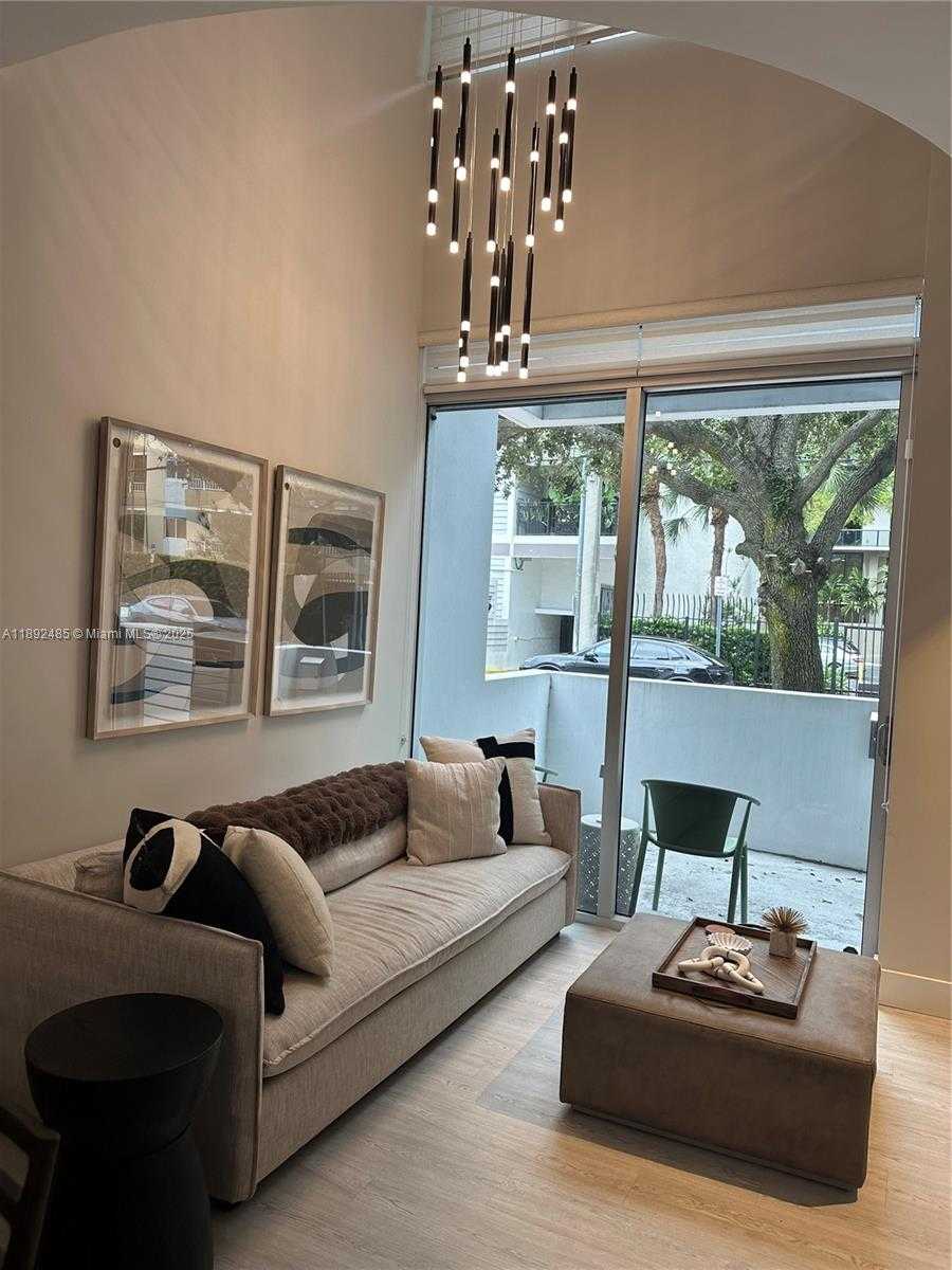 Small Image of 3339 VIRGINIA ST #127, Miami Number 5