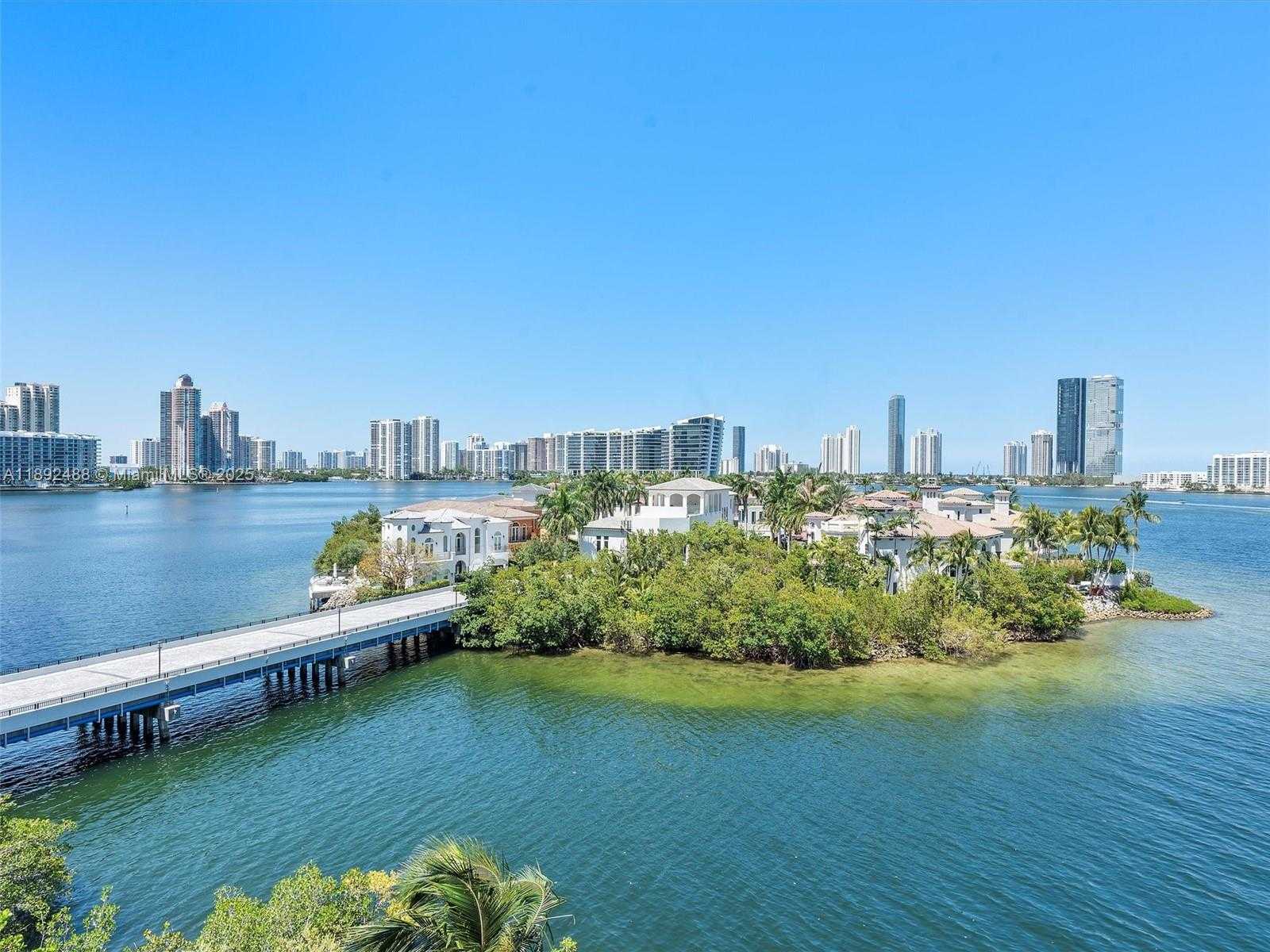 Small Image of 4000 ISLAND BLVD #606, Aventura Number 34