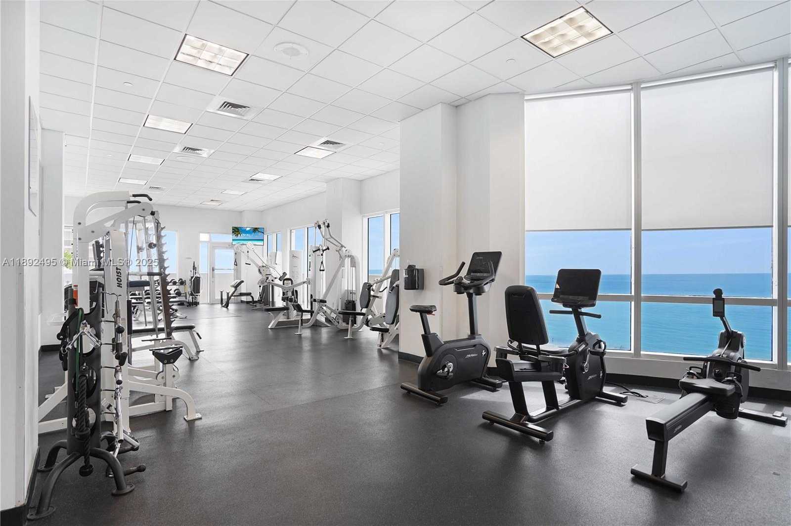 Small Image of 6365 COLLINS AVE #2711, Miami Beach Number 20