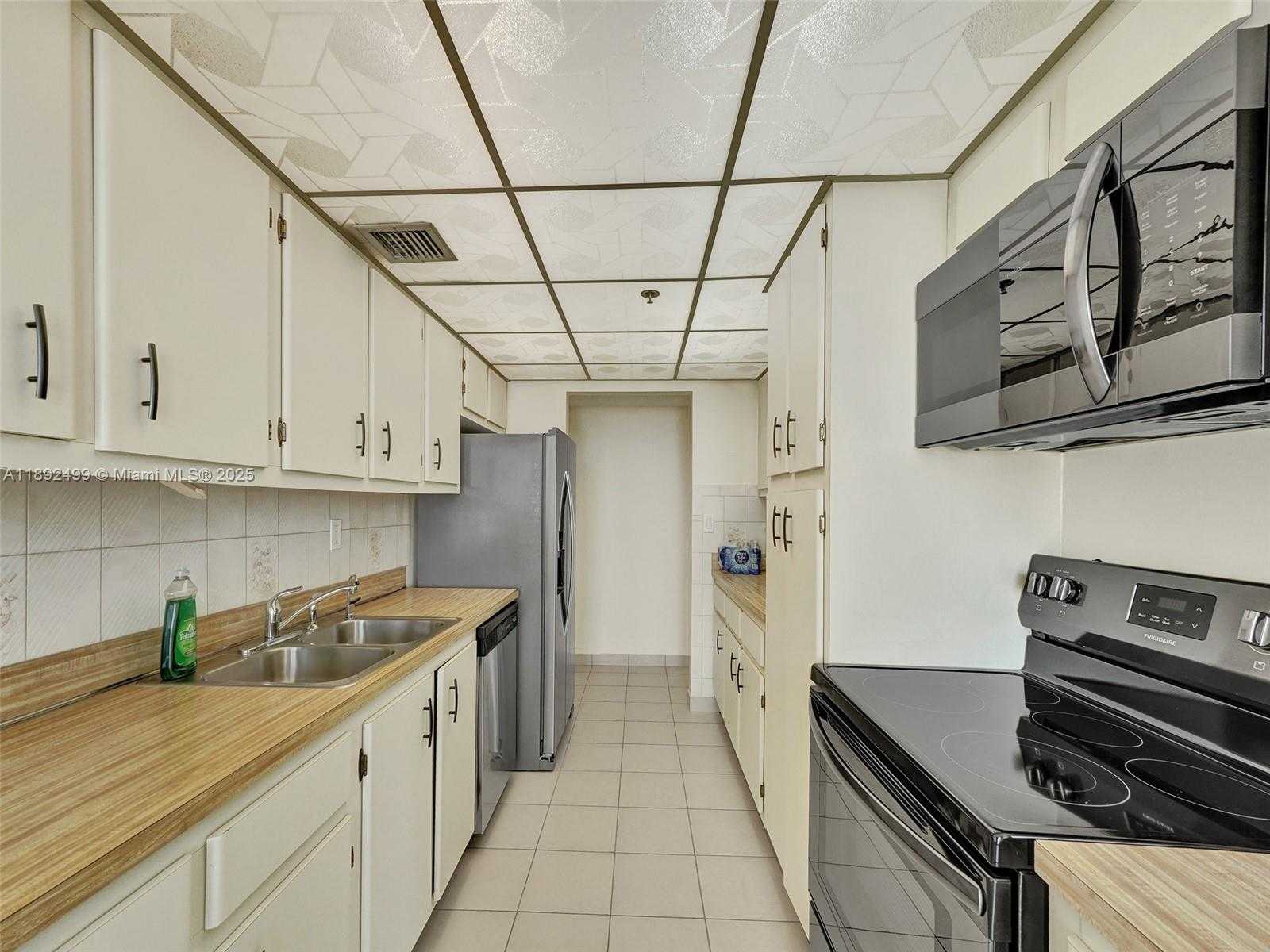Small Image of 210 174TH ST #2316, Sunny Isles Beach Number 13