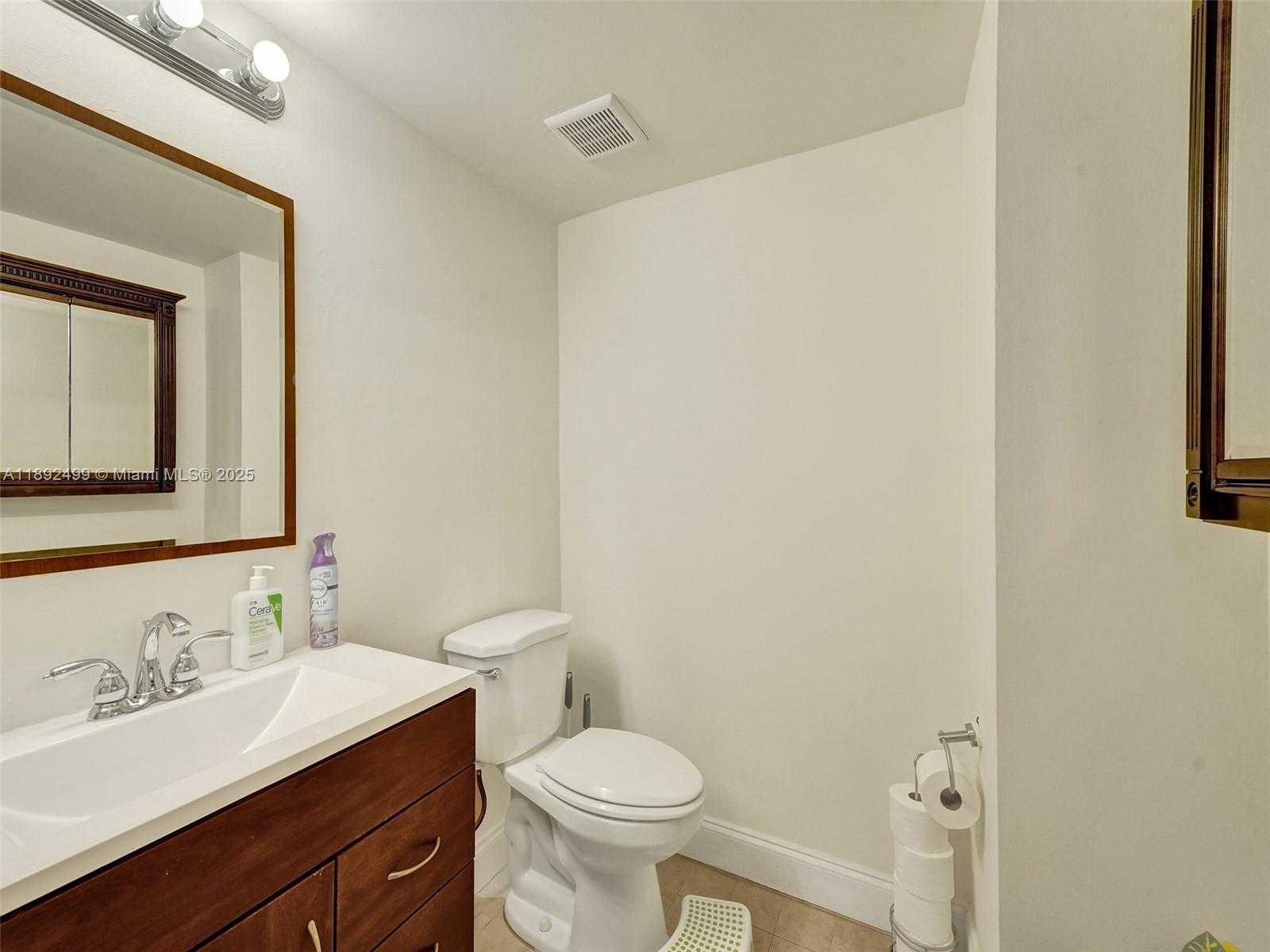Small Image of 210 174TH ST #2316, Sunny Isles Beach Number 27