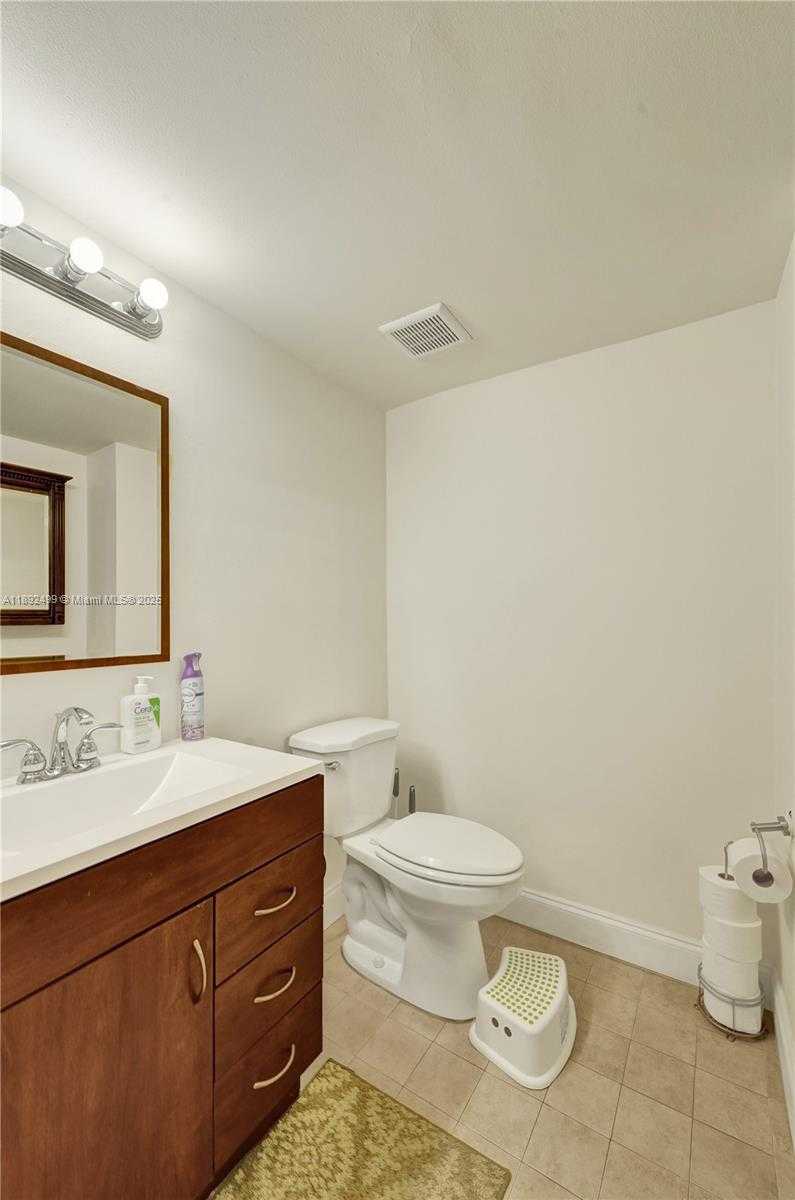 Small Image of 210 174TH ST #2316, Sunny Isles Beach Number 28