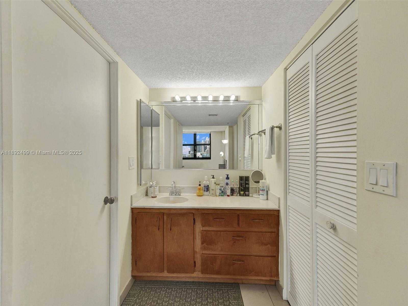Small Image of 210 174TH ST #2316, Sunny Isles Beach Number 7