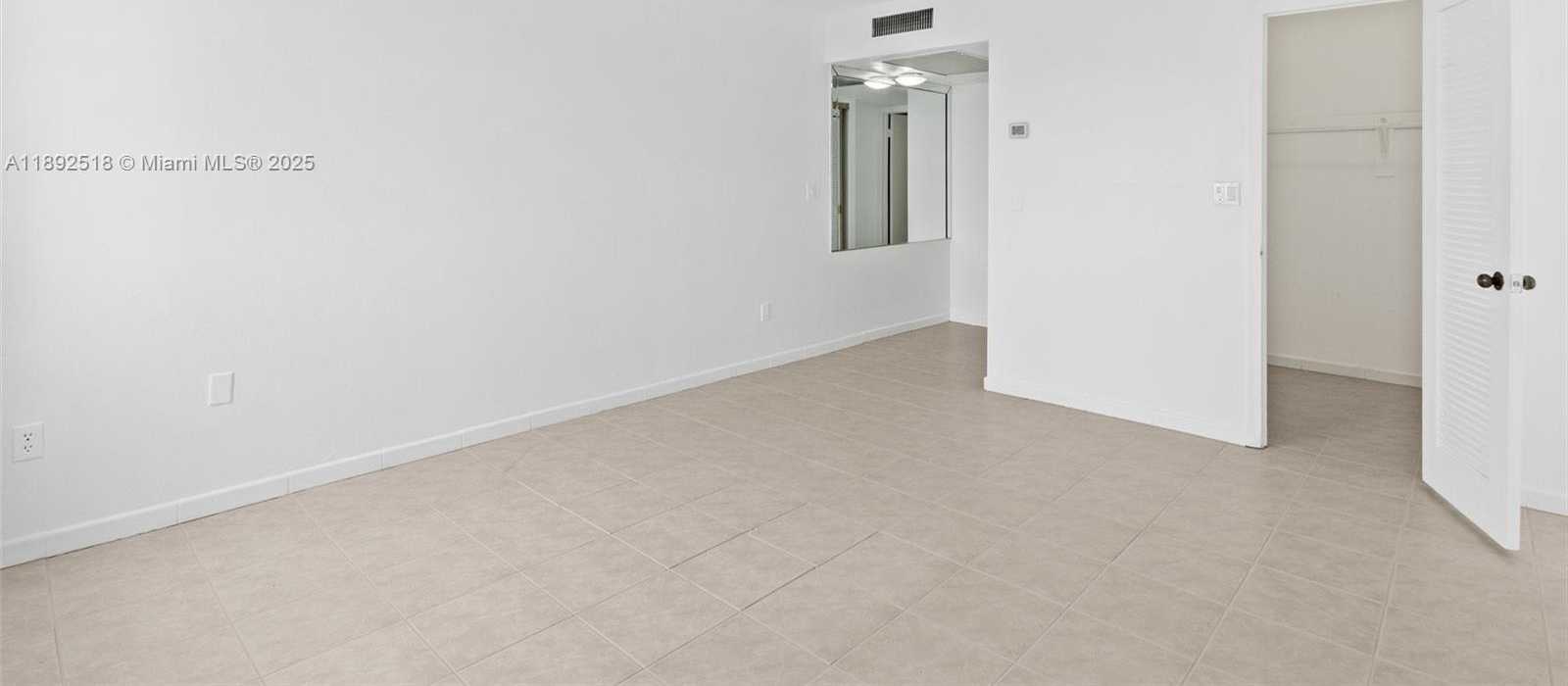 Small Image of 6450 COLLINS AVE #606, Miami Beach Number 18