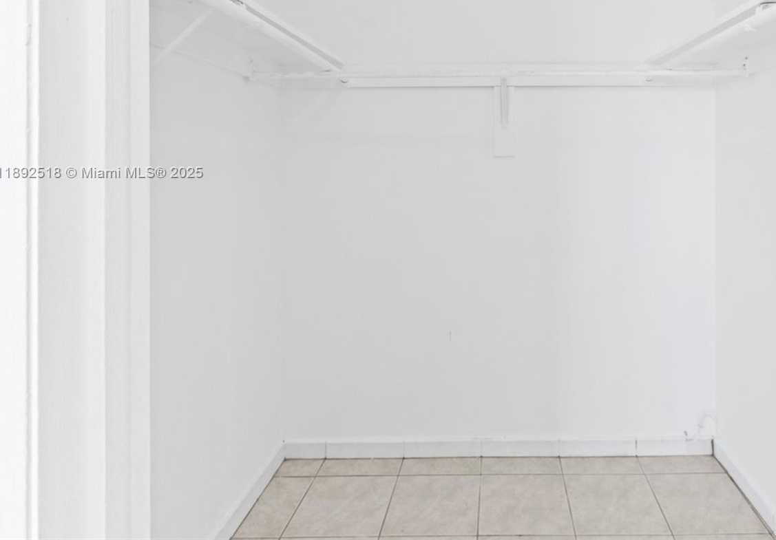 Small Image of 6450 COLLINS AVE #606, Miami Beach Number 20