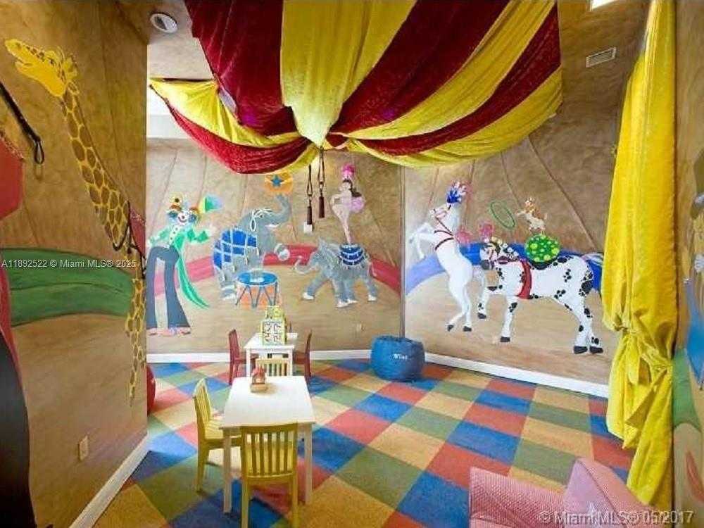 Small Image of 350 SOUTH MIAMI AVE #1107, Miami Number 45