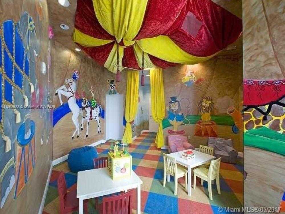 Small Image of 350 SOUTH MIAMI AVE #1107, Miami Number 46