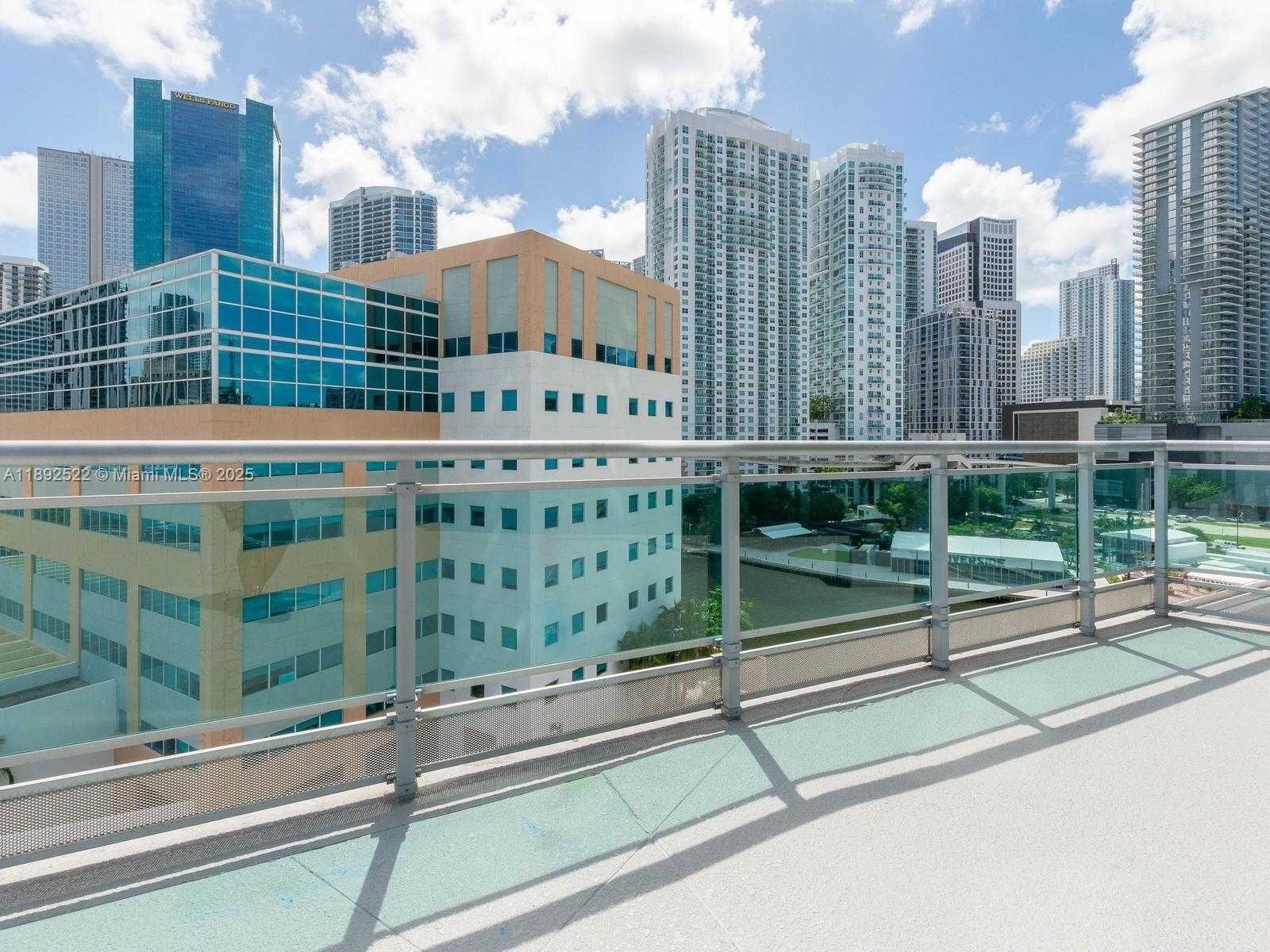 Small Image of 350 SOUTH MIAMI AVE #1107, Miami Number 83