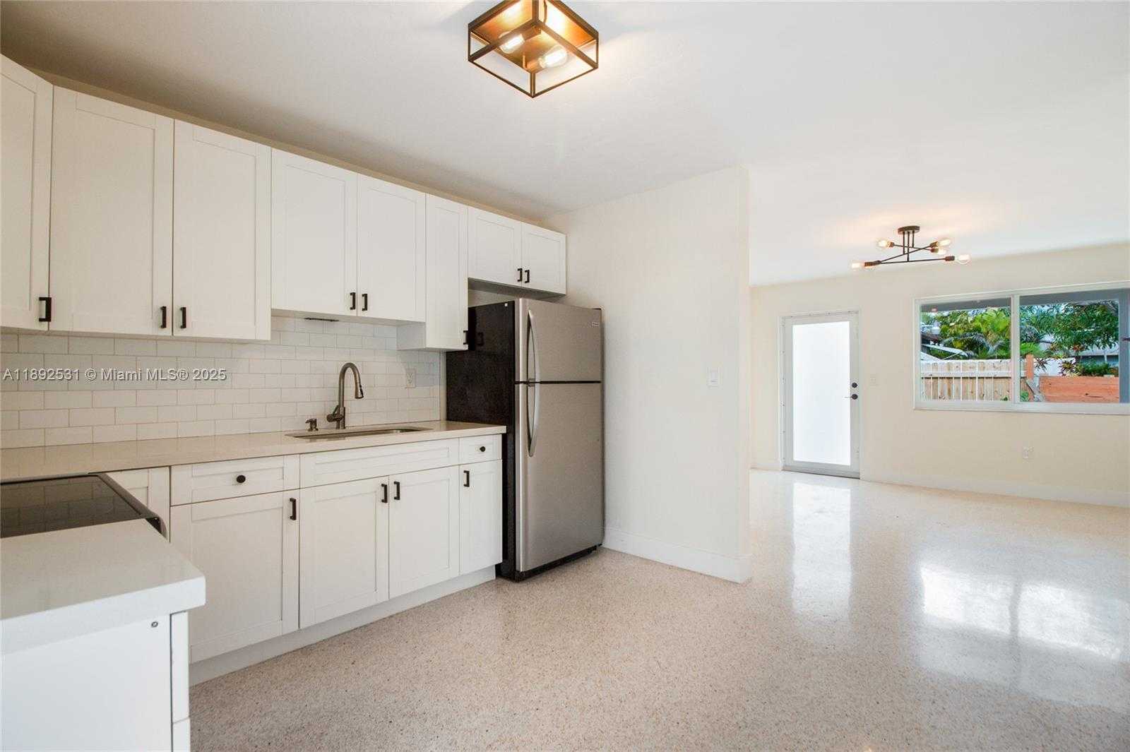 Small Image of 7315 SOUTH WEST 63RD CT #7315, South Miami Number 9