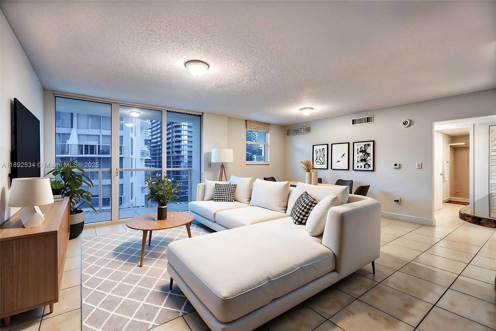 Small Image of 31 SOUTH EAST 5TH ST #2111, Miami Number 3