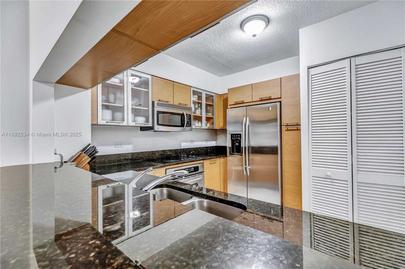 Small Image of 31 SOUTH EAST 5TH ST #2111, Miami Number 7