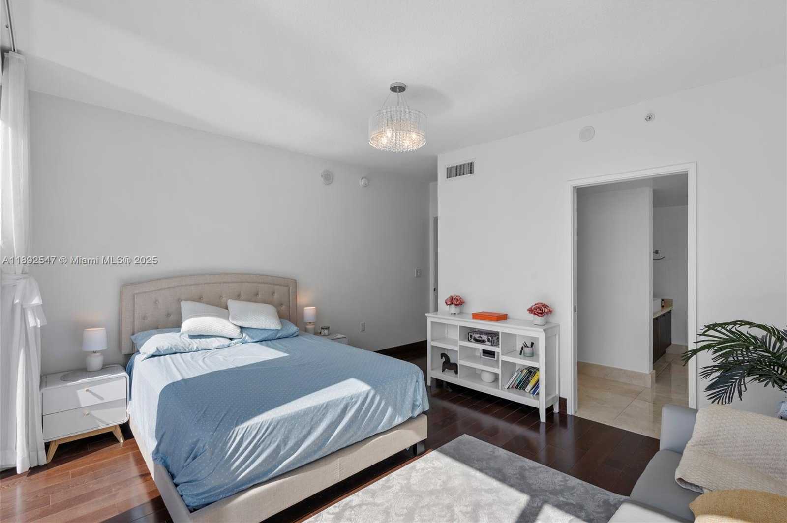 Small Image of 200 SUNNY ISLES BLVD #2-UPH3, Sunny Isles Beach Number 28