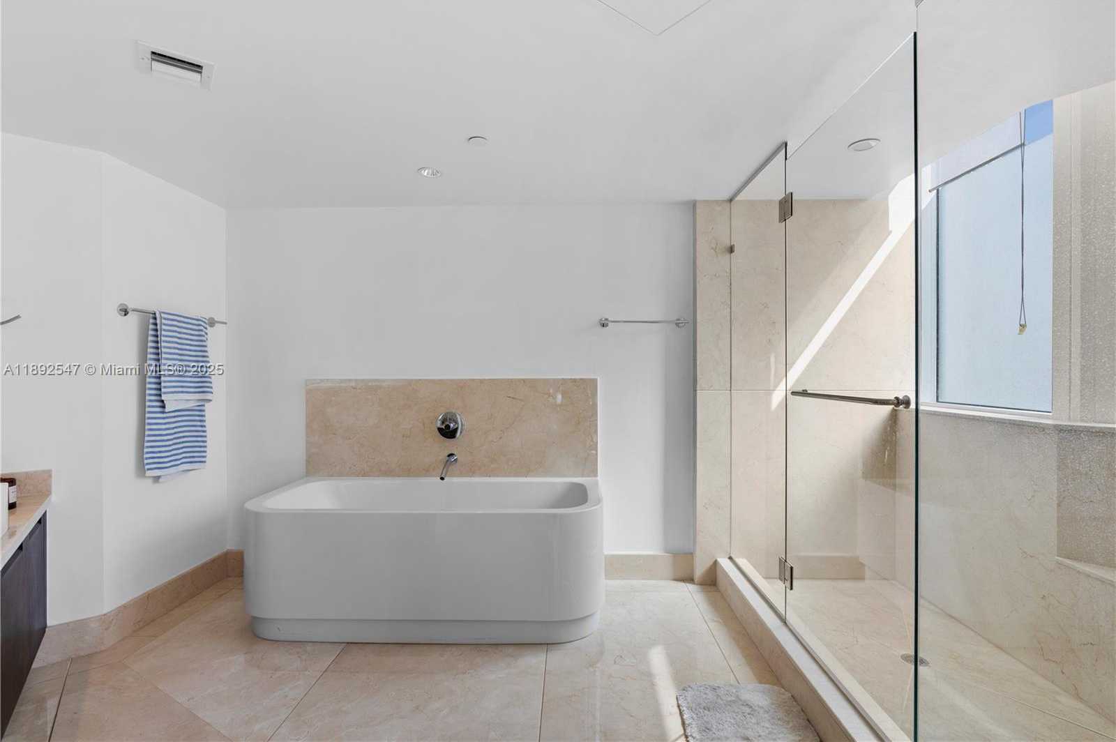 Small Image of 200 SUNNY ISLES BLVD #2-UPH3, Sunny Isles Beach Number 29
