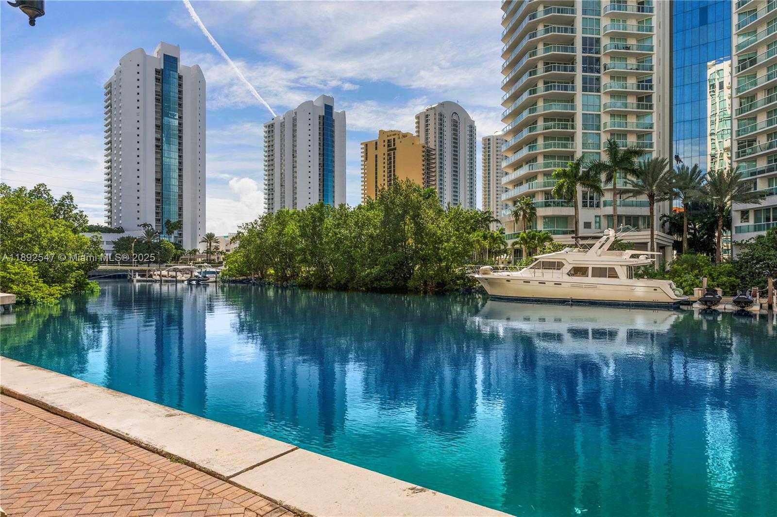 Small Image of 200 SUNNY ISLES BLVD #2-UPH3, Sunny Isles Beach Number 38