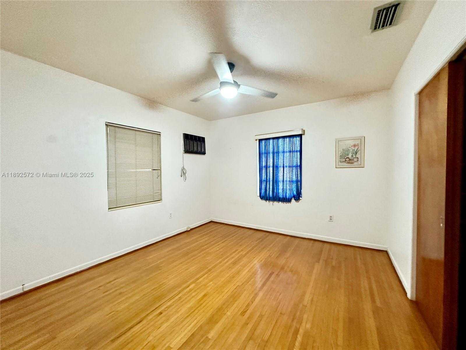 Small Image of 4005 NORTH WEST 9TH ST, Miami Number 13
