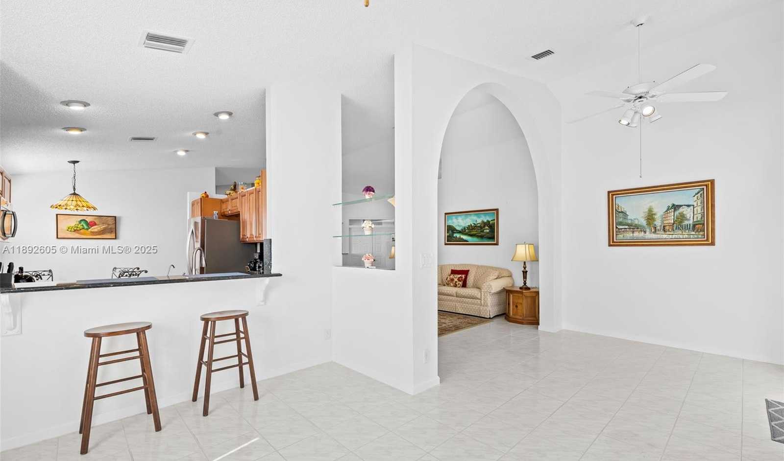 Small Image of 9650 HARBOUR LAKE CIR, Boynton Beach Number 14
