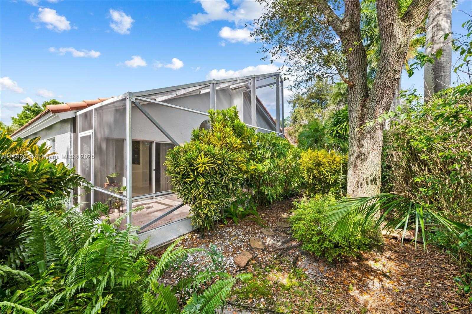 Small Image of 9650 HARBOUR LAKE CIR, Boynton Beach Number 22