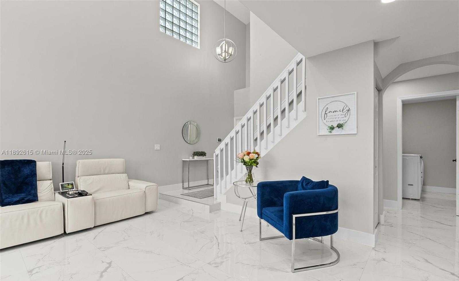 Small Image of 15025 SOUTH WEST 141ST TER, Miami Number 10