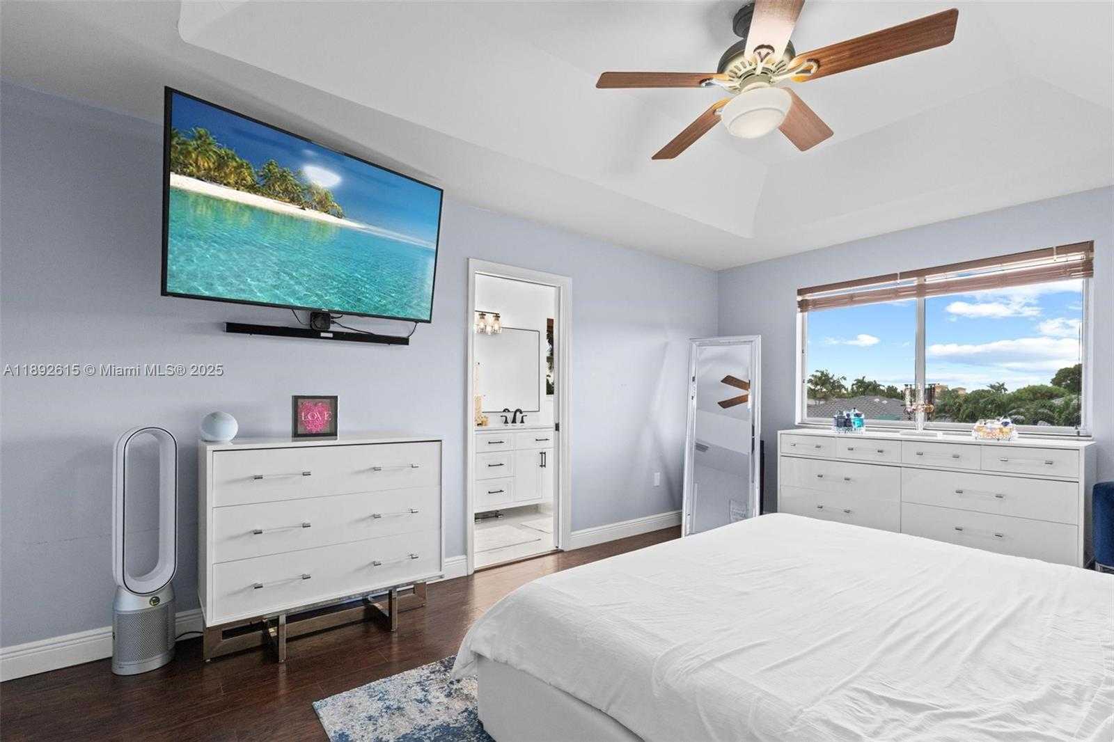 Small Image of 15025 SOUTH WEST 141ST TER, Miami Number 15