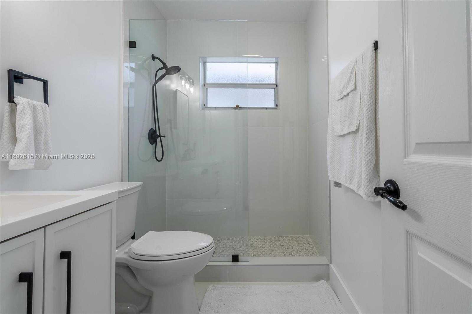 Small Image of 15025 SOUTH WEST 141ST TER, Miami Number 23