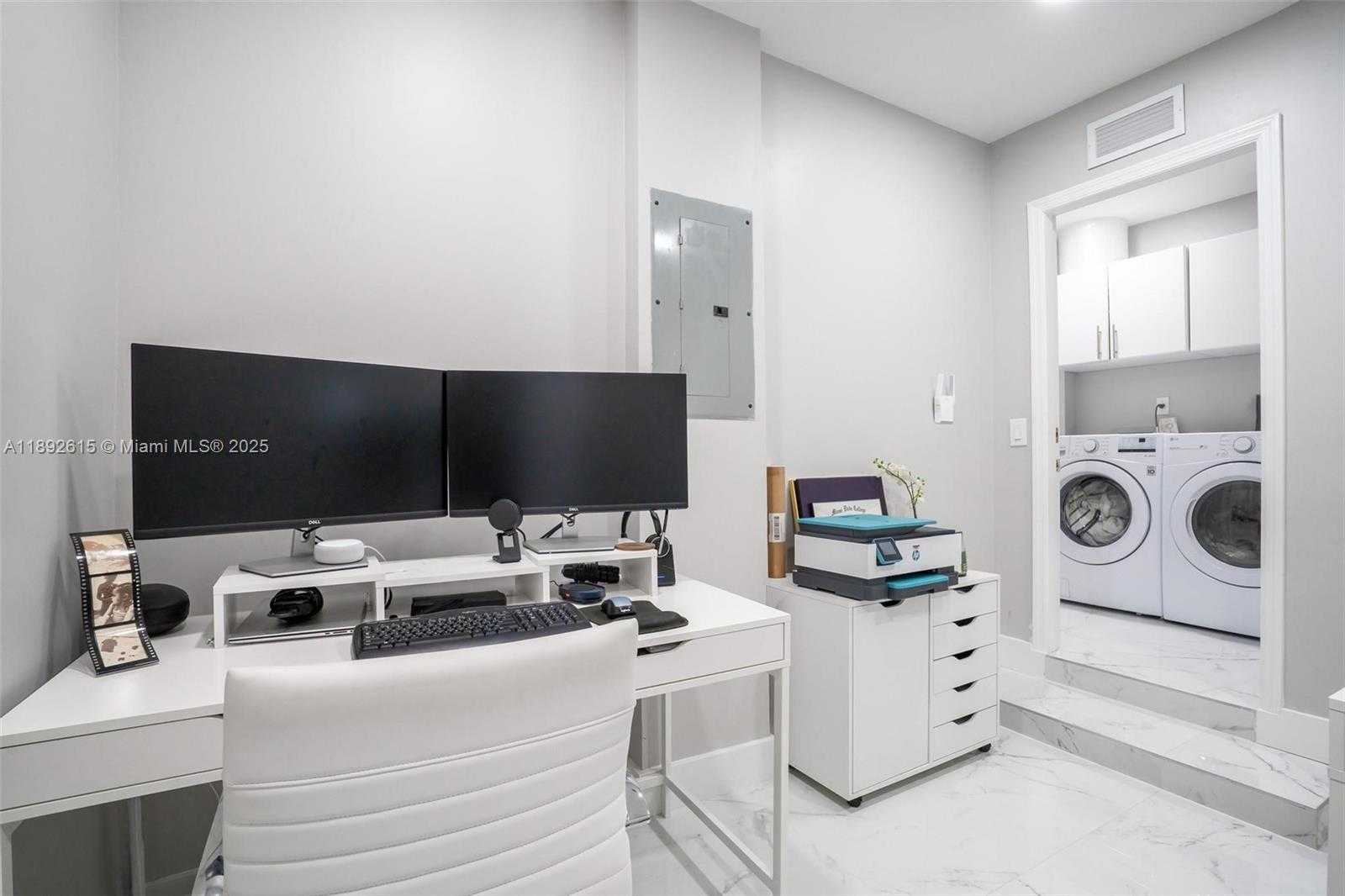 Small Image of 15025 SOUTH WEST 141ST TER, Miami Number 32