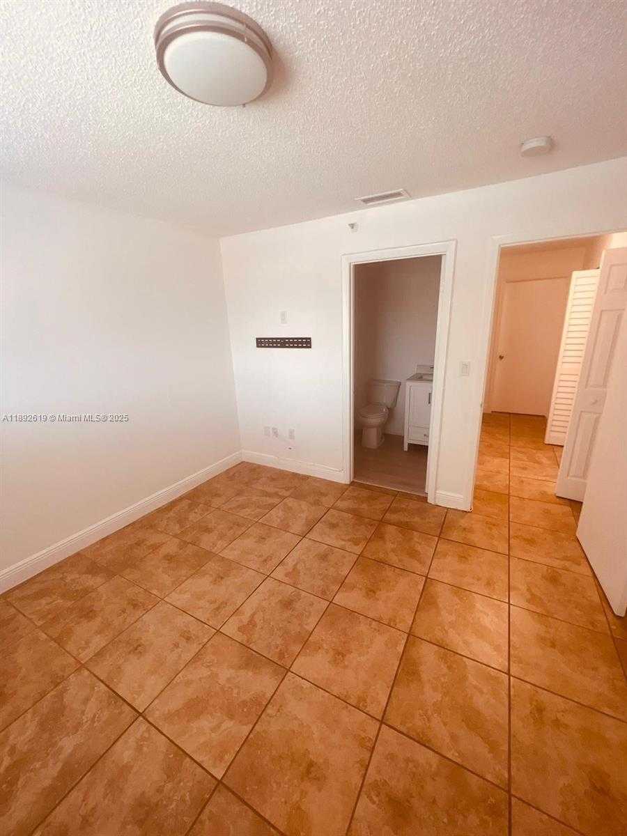 Small Image of 7785 WEST 30TH CT #F-210, Hialeah Number 4