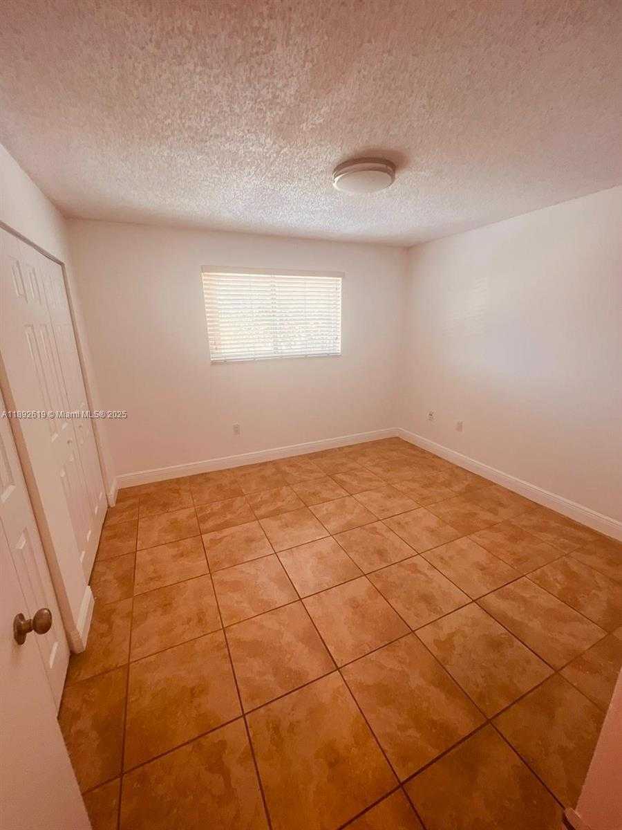 Small Image of 7785 WEST 30TH CT #F-210, Hialeah Number 5